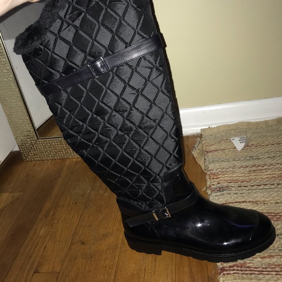 Boots - Picture 4 of 6